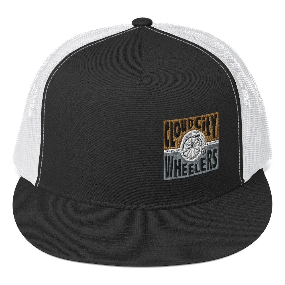 Trucker Cap — Black/ White · Photo 1